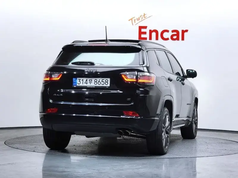 2022 Jeep Compass с пробегом 29 367 км