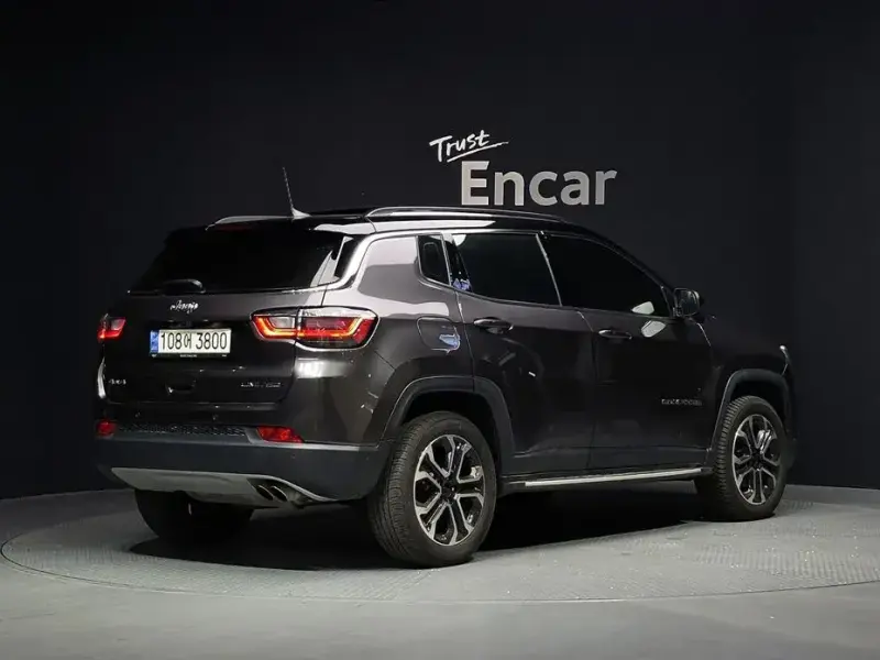 2022 Jeep Compass с пробегом 32 499 км