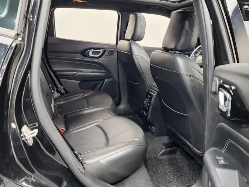 2022 Jeep Compass с пробегом 29 367 км
