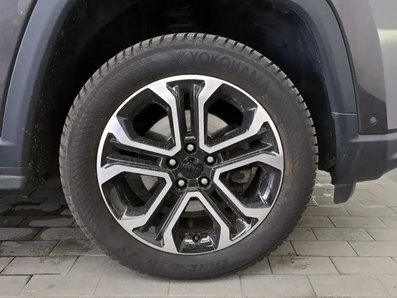 2022 Jeep Compass с пробегом 32 499 км