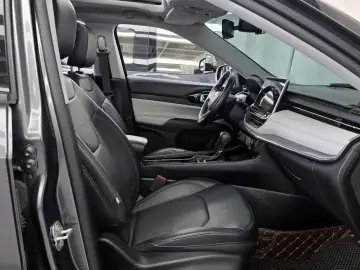 2022 Jeep Compass с пробегом 32 499 км