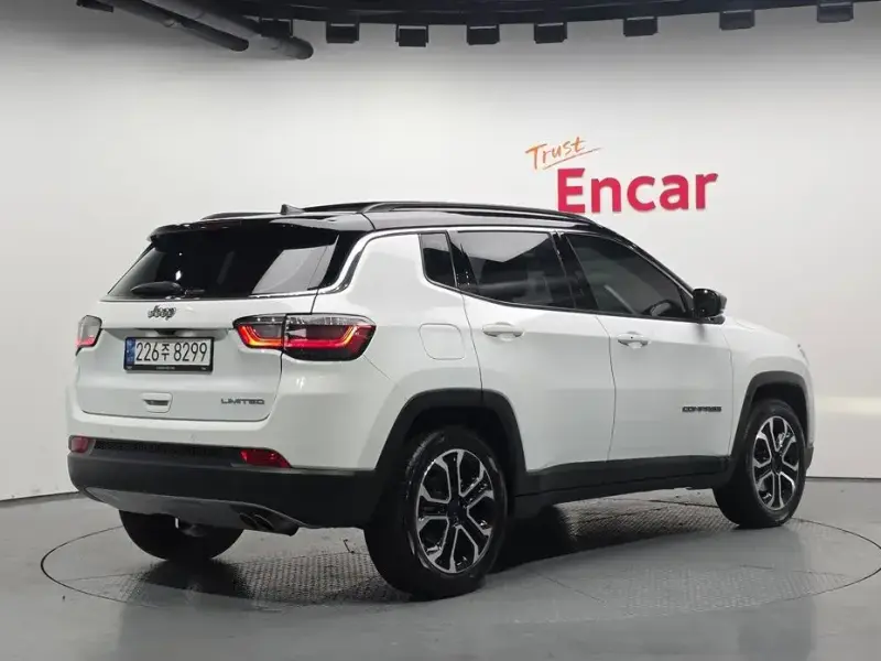 2022 Jeep Compass с пробегом 38 020 км