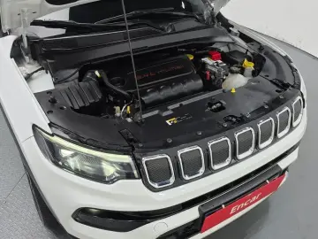 2022 Jeep Compass с пробегом 38 020 км