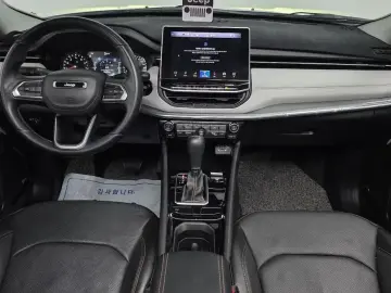 2022 Jeep Compass с пробегом 38 020 км