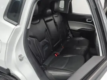 2022 Jeep Compass с пробегом 38 020 км