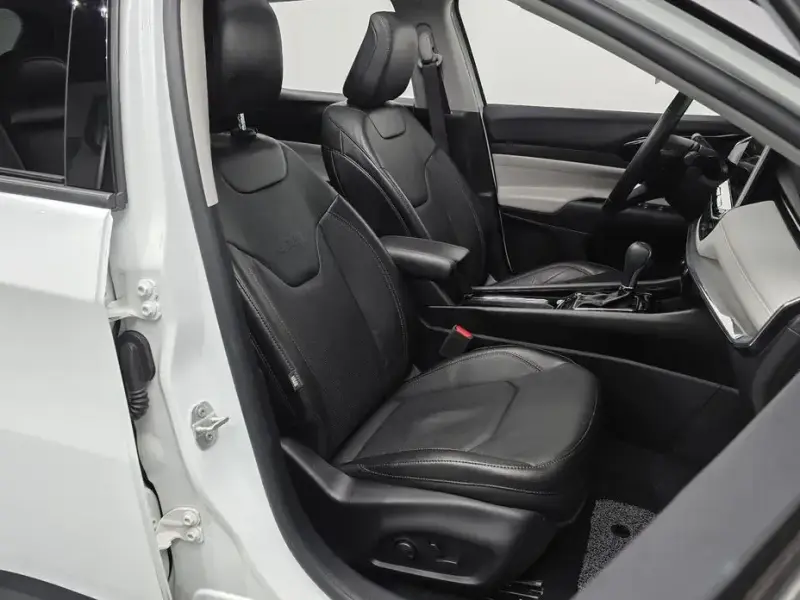 2022 Jeep Compass с пробегом 38 020 км