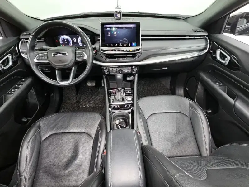 2022 Jeep Compass с пробегом 37 540 км