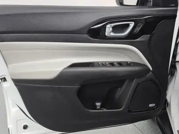 2022 Jeep Compass с пробегом 38 020 км