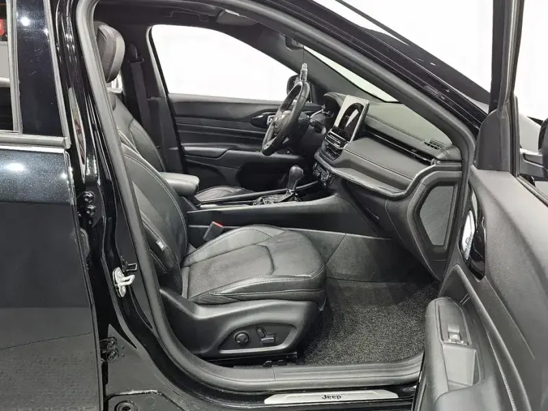 2022 Jeep Compass с пробегом 37 540 км