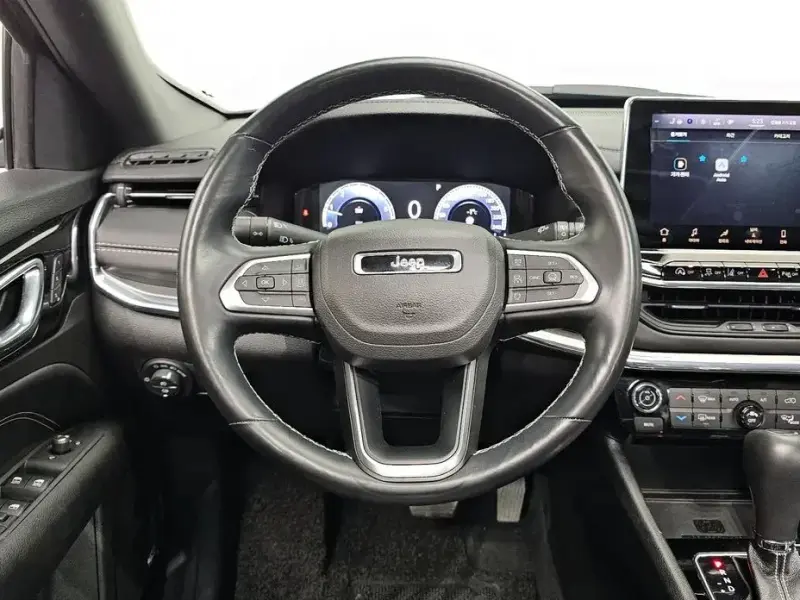 2022 Jeep Compass с пробегом 37 540 км