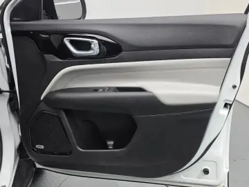2022 Jeep Compass с пробегом 38 020 км