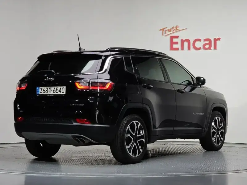 2022 Jeep Compass с пробегом 33 203 км