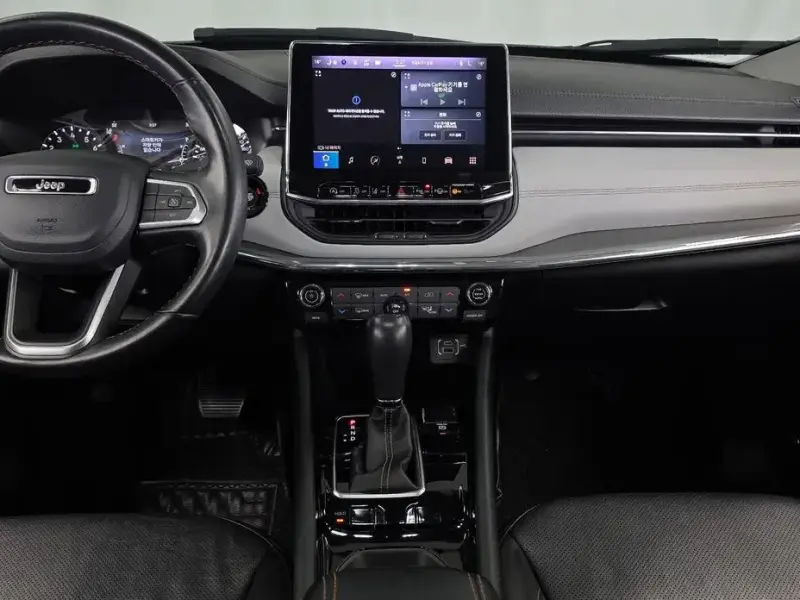 2022 Jeep Compass с пробегом 33 203 км