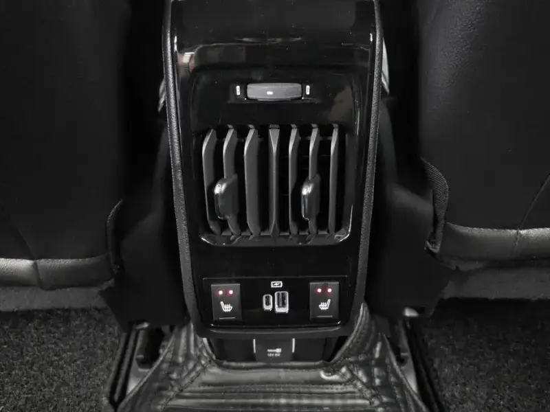 2022 Jeep Compass с пробегом 33 203 км