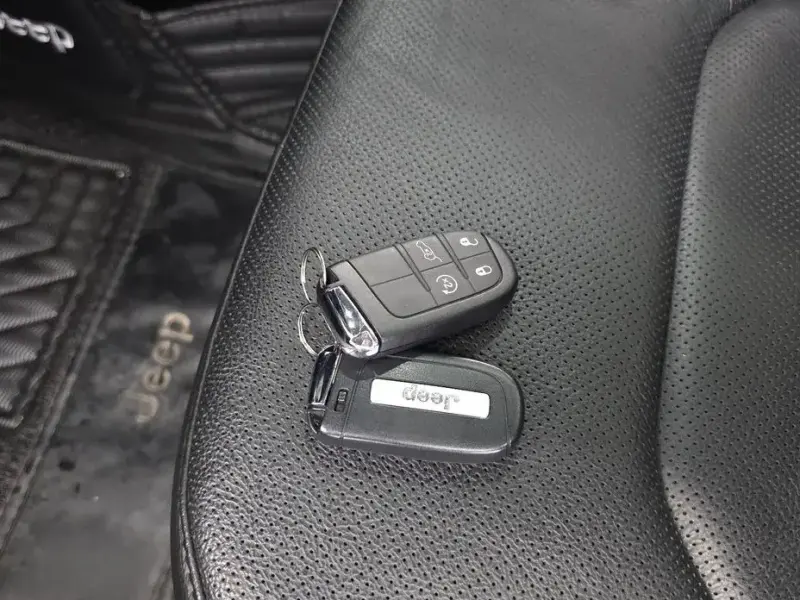2022 Jeep Compass с пробегом 33 203 км