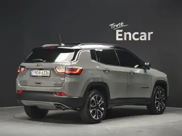 2022 Jeep Compass с пробегом 18 397 км