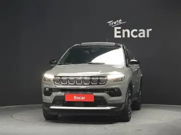 2022 Jeep Compass с пробегом 18 397 км