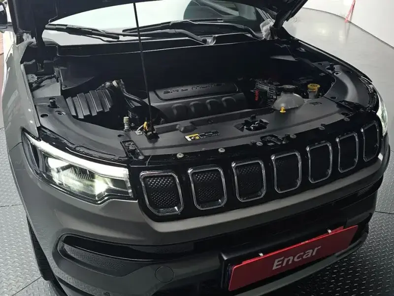 2022 Jeep Compass с пробегом 18 397 км