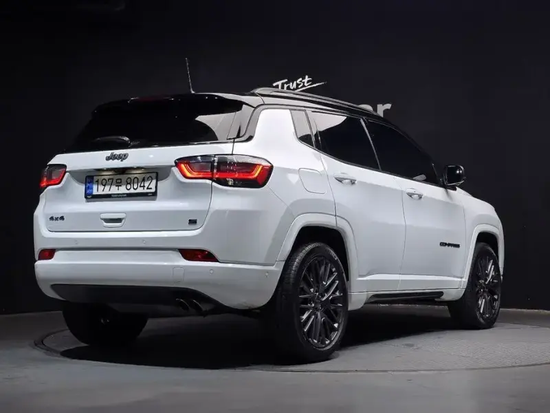 2022 Jeep Compass с пробегом 24 342 км