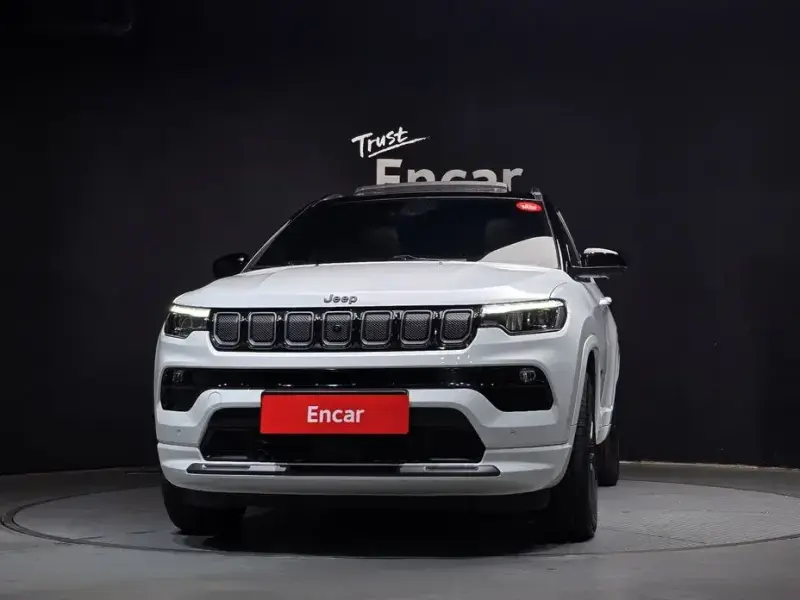 2022 Jeep Compass с пробегом 24 342 км