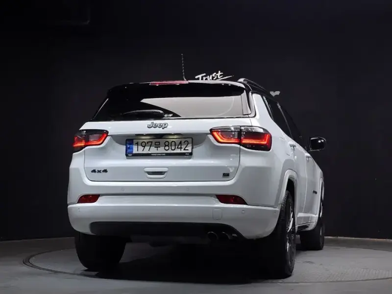 2022 Jeep Compass с пробегом 24 342 км