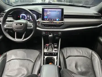 2022 Jeep Compass с пробегом 24 342 км