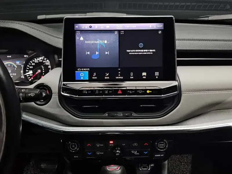 2022 Jeep Compass с пробегом 18 397 км
