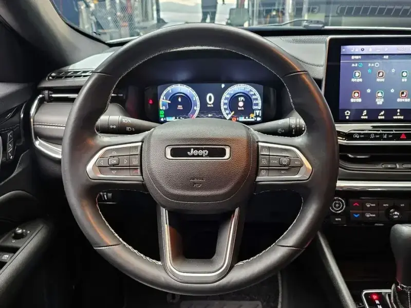 2022 Jeep Compass с пробегом 24 342 км