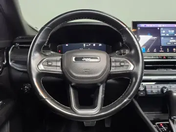 2022 Jeep Compass с пробегом 82 329 км