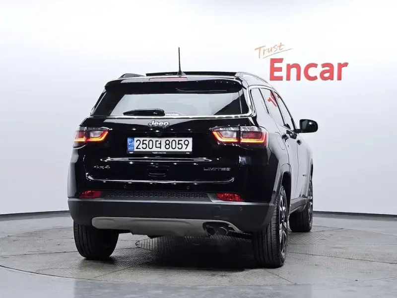 2022 Jeep Compass с пробегом 82 760 км