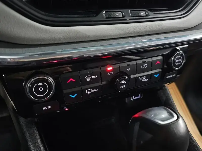 2022 Jeep Compass с пробегом 82 760 км