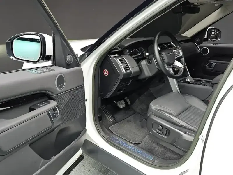 2023 Land Rover Discovery с пробегом 57 831 км