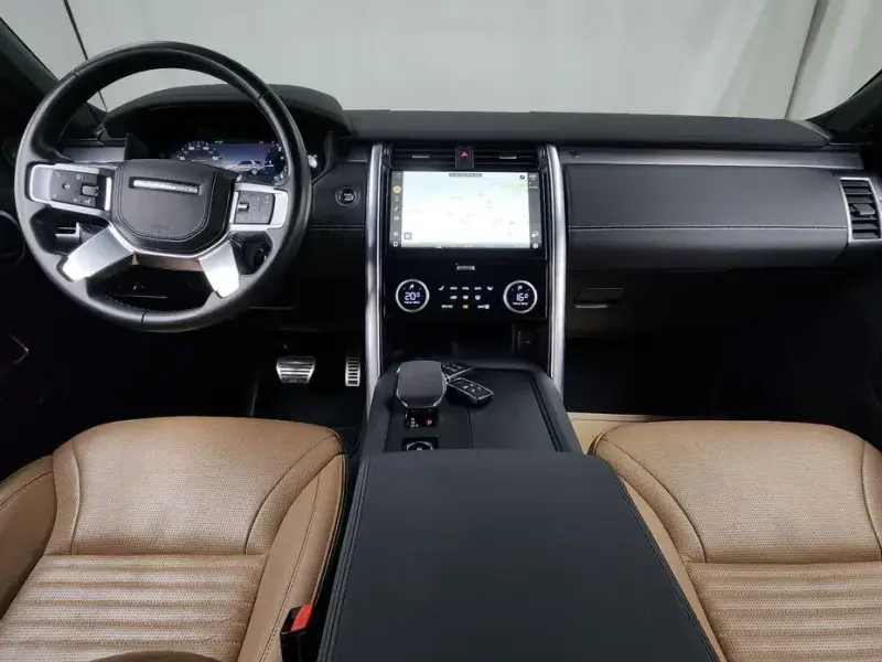 2023 Land Rover Discovery с пробегом 65 782 км