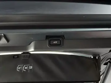 2023 Land Rover Discovery с пробегом 57 831 км