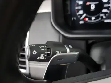 2023 Land Rover Discovery с пробегом 65 782 км