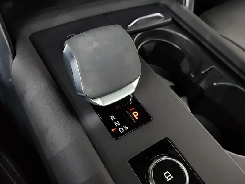 2022 Land Rover Discovery с пробегом 43 148 км