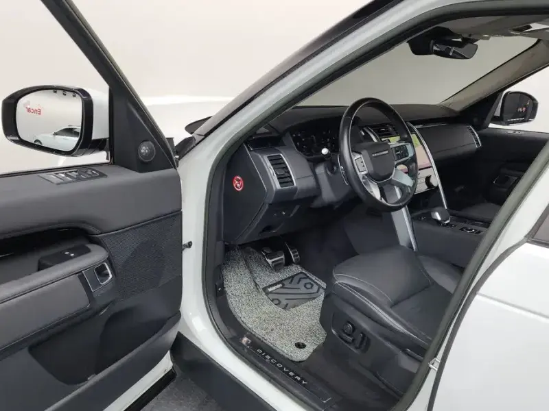 2022 Land Rover Discovery с пробегом 43 148 км