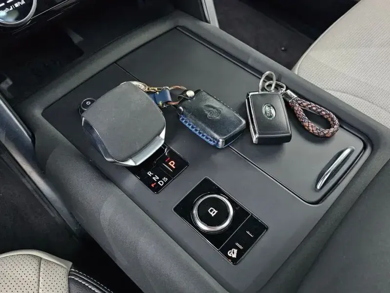 2022 Land Rover Discovery с пробегом 74 898 км
