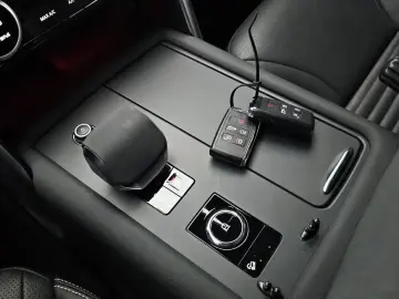 2022 Land Rover Discovery с пробегом 41 690 км