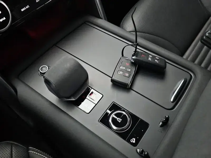 2022 Land Rover Discovery с пробегом 41 690 км