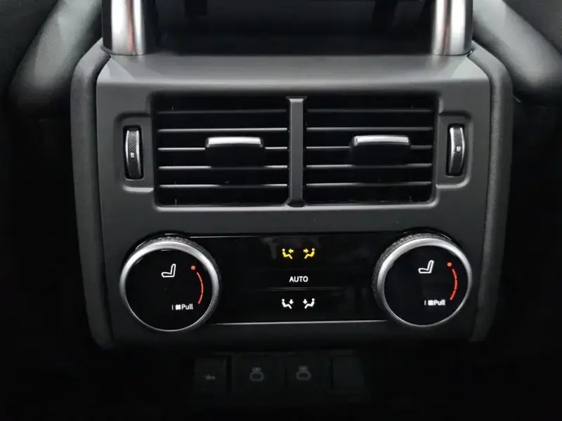 2022 Land Rover Discovery с пробегом 41 690 км