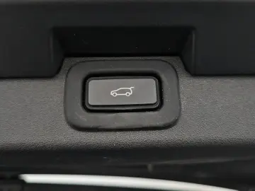 2022 Land Rover Discovery с пробегом 41 690 км