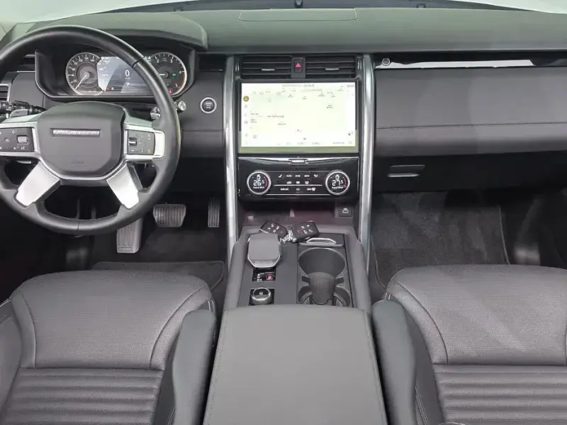 2022 Land Rover Discovery с пробегом 80 642 км