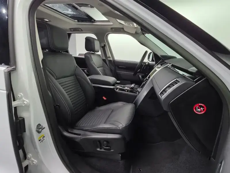 2022 Land Rover Discovery с пробегом 80 642 км