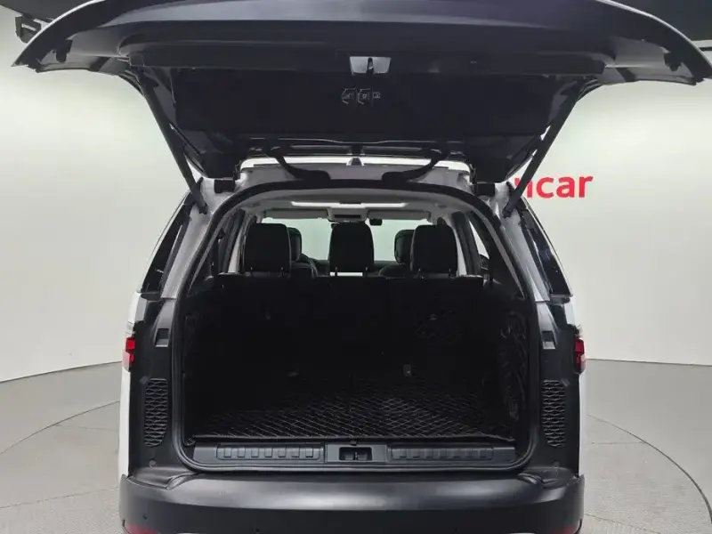2022 Land Rover Discovery с пробегом 80 642 км