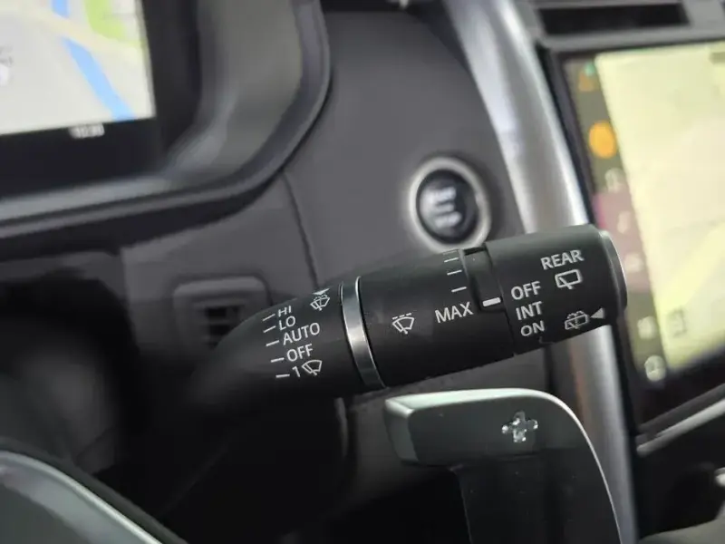 2023 Land Rover Discovery с пробегом 76 919 км