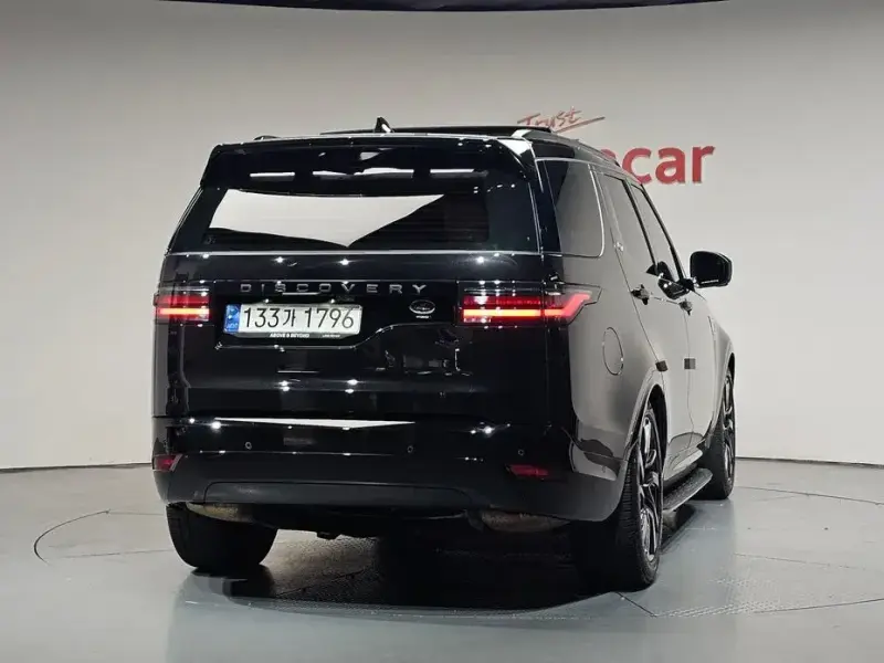 2023 Land Rover Discovery с пробегом 37 750 км