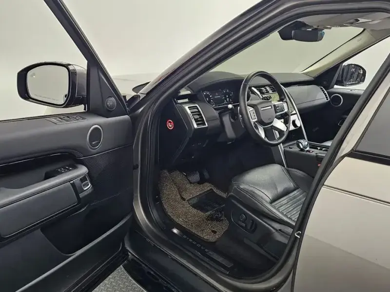 2023 Land Rover Discovery с пробегом 50 791 км