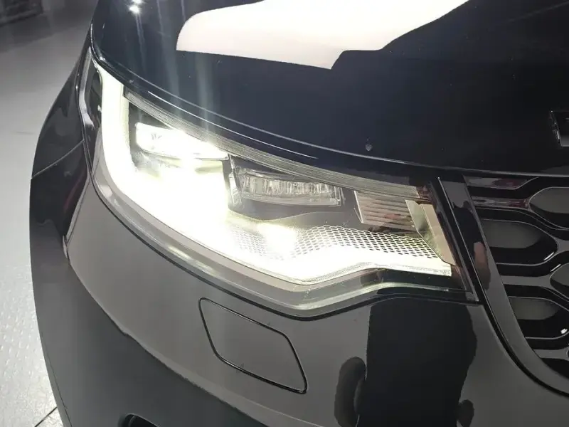 2023 Land Rover Discovery с пробегом 37 750 км