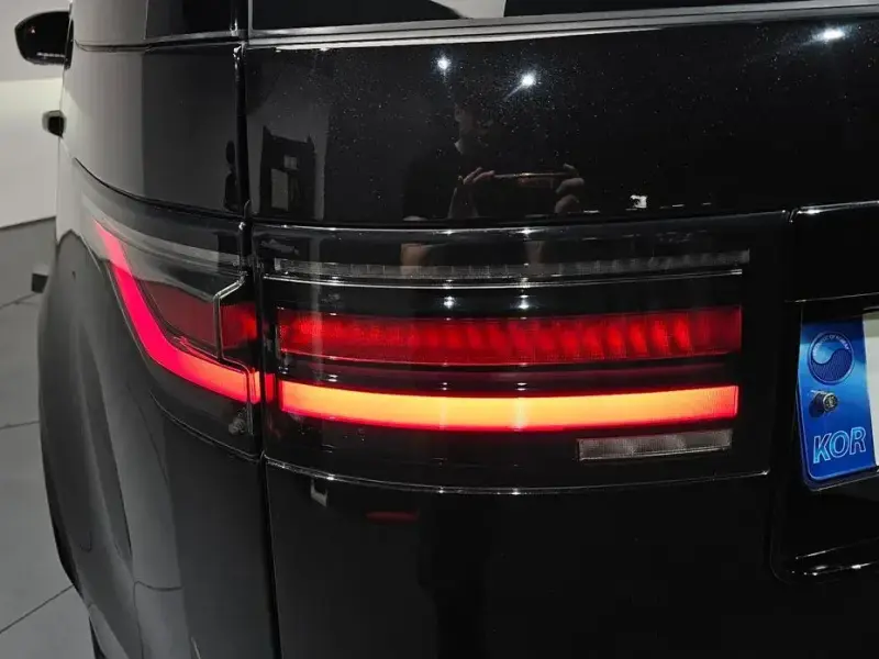 2023 Land Rover Discovery с пробегом 37 750 км